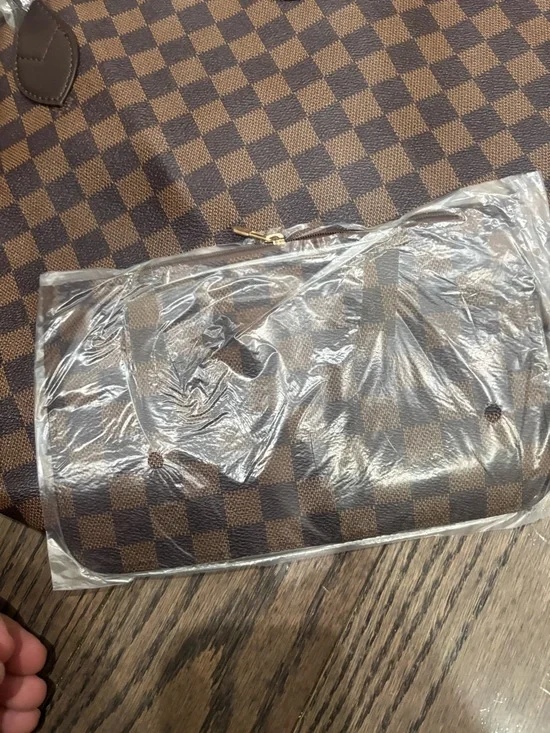 Classic Brown Checked Tote Bag - Women's Shoulder Bag - Picture 7 of 8